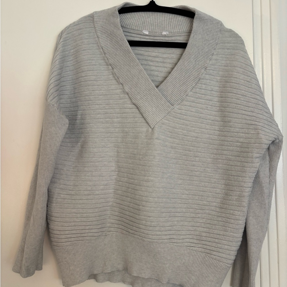 FREE W PURCHASE- WHBM Cozy Gray V-Neck Sweater